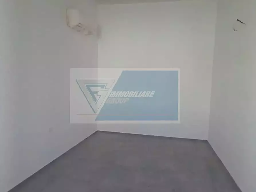 Immagine 9 di Casa trifamiliare in vendita  in Riviera Dionisio Il Grande a Siracusa