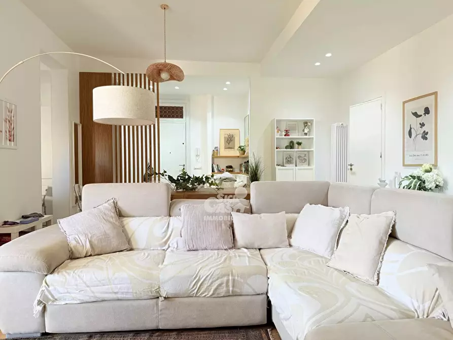 Immagine 5 di Casa trifamiliare in vendita  a Marsala