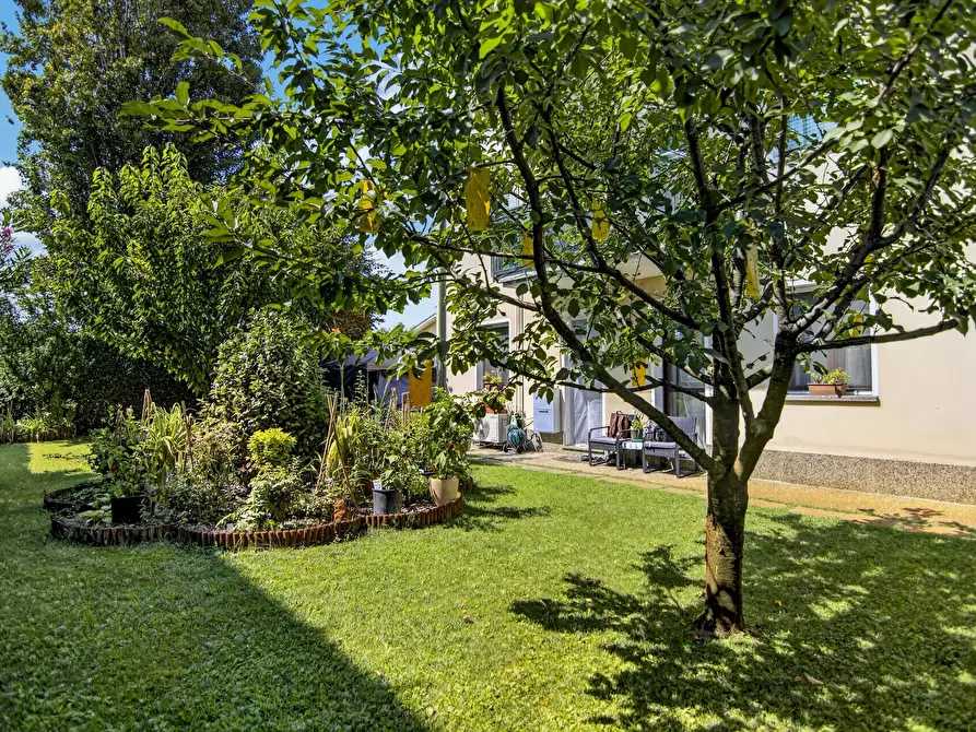 Immagine 1 di Casa trifamiliare in affitto  a Fosso'