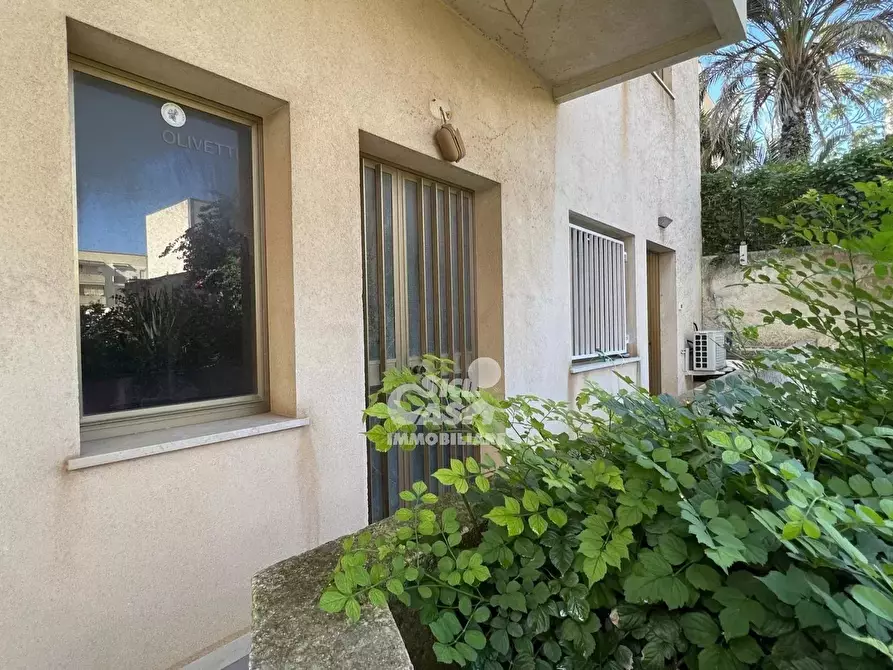 Immagine 11 di Castello in affitto  a Marsala