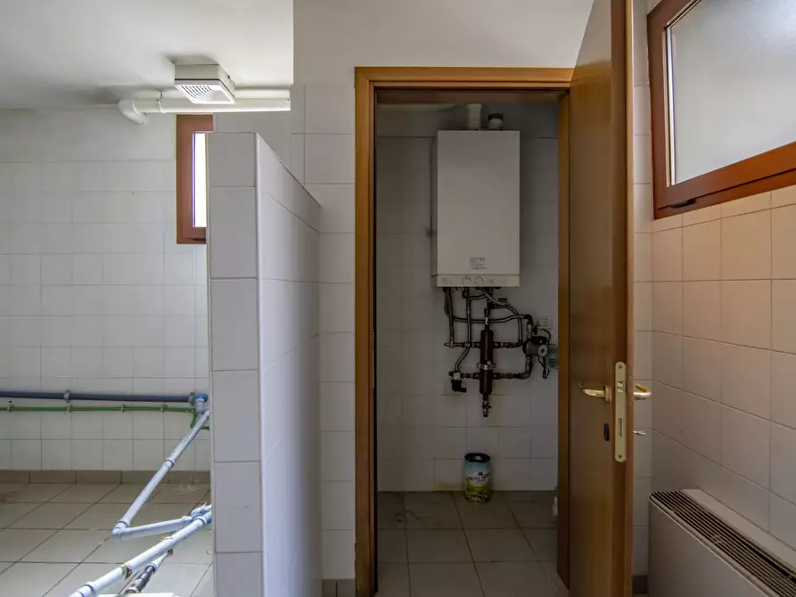 Immagine 41 di Attico in vendita  a Albignasego