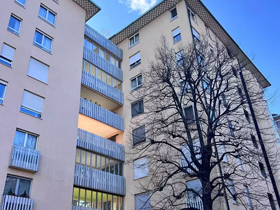 Immagine 1 di Casa trifamiliare in affitto  in Via Monte Rosa, 17 a Milano