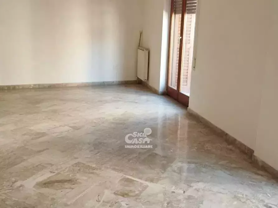 Immagine 5 di Casa trifamiliare in vendita  a Marsala
