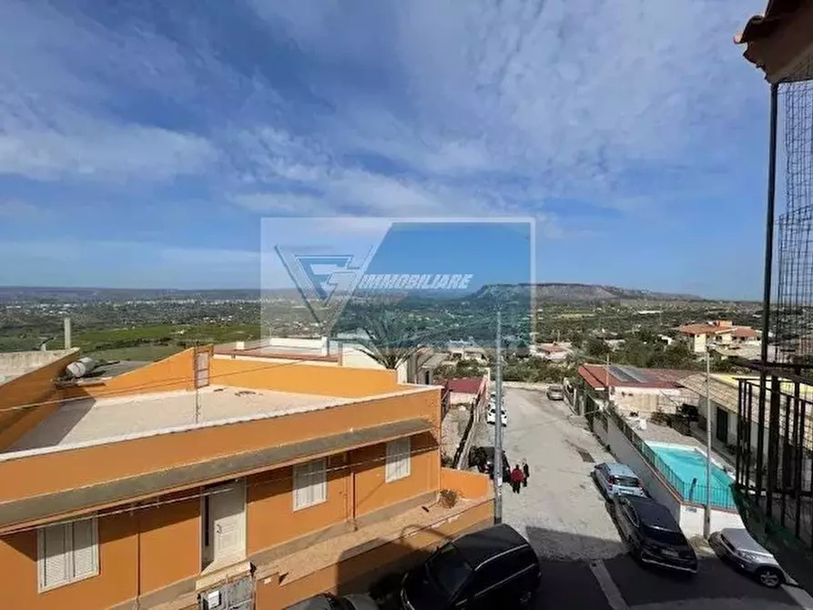 Immagine 24 di Casa trifamiliare in vendita  in Via Nino Martoglio a Siracusa
