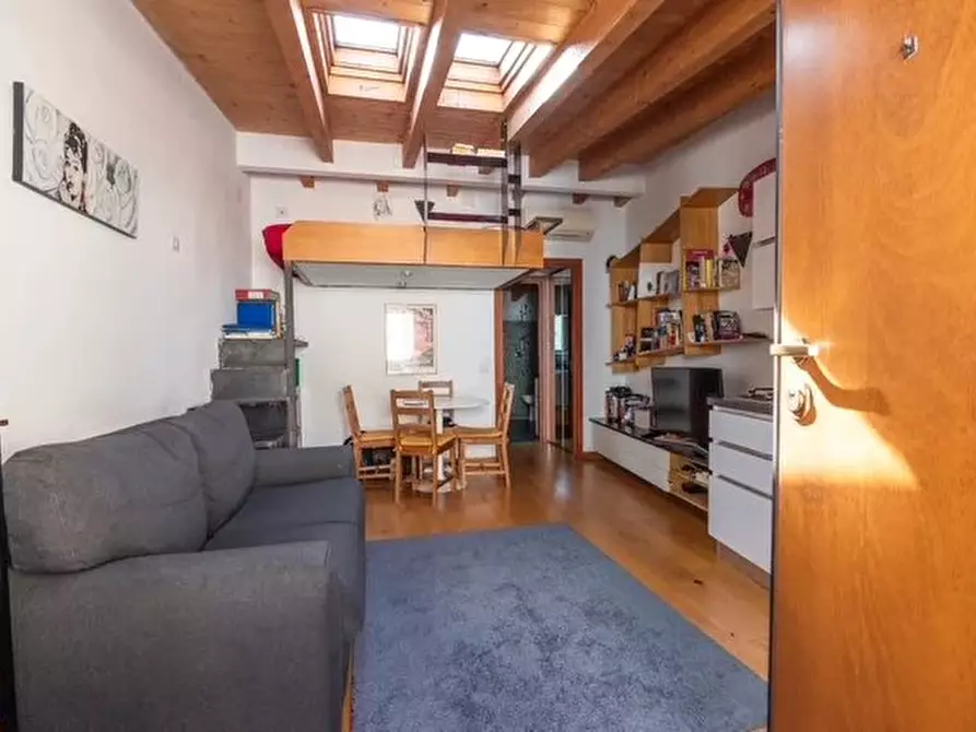 Immagine 5 di Casa trifamiliare in vendita  a Milano