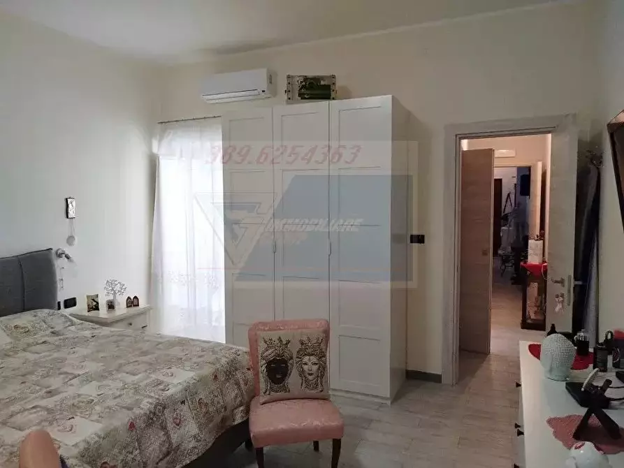 Immagine 5 di Casa trifamiliare in vendita  in Via Magnisi a Buccheri