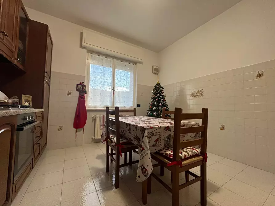 Immagine 4 di Casa trifamiliare in vendita  in Via Montanaro Disma a Carasco