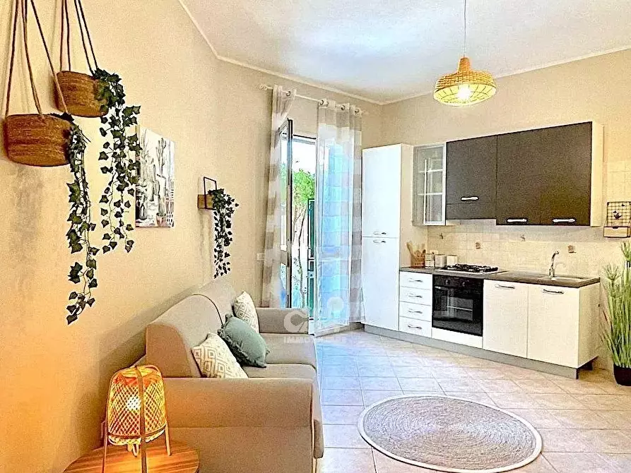 Immagine 1 di Casa trifamiliare in vendita  a Marsala