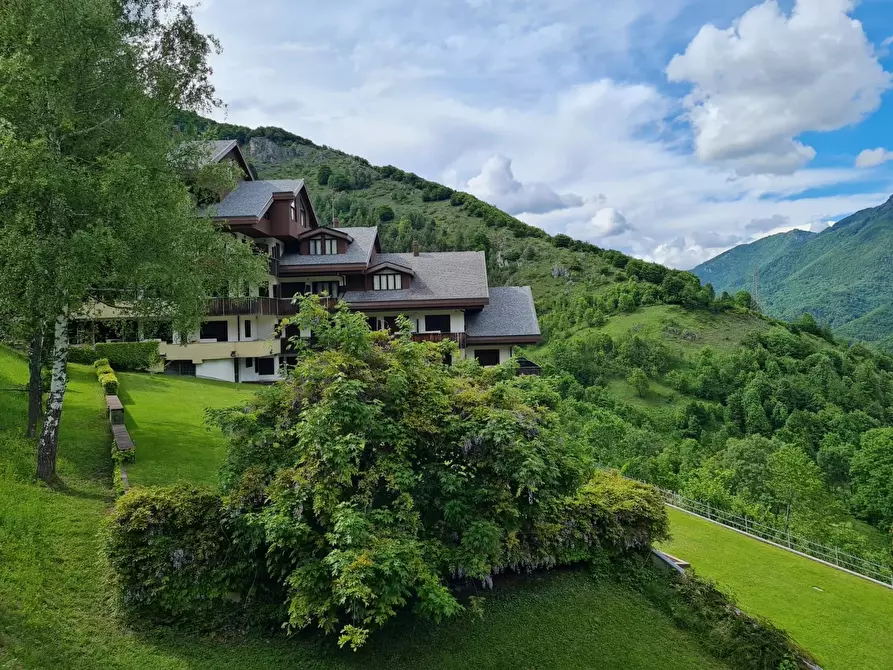 Immagine 2 di Casa trifamiliare in vendita  in Regione Meani 10 a Limone Piemonte