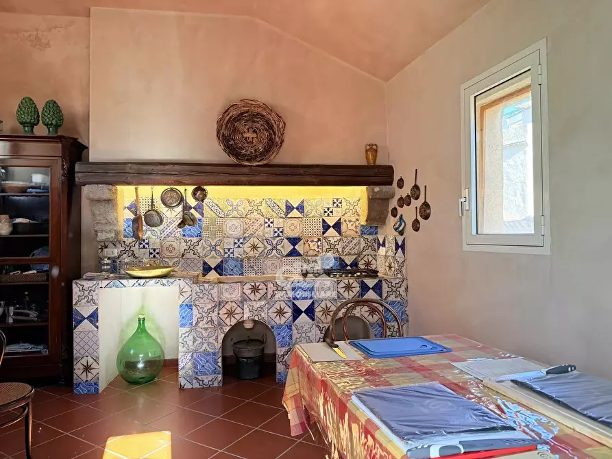 Immagine 11 di Casa trifamiliare in affitto  a Marsala