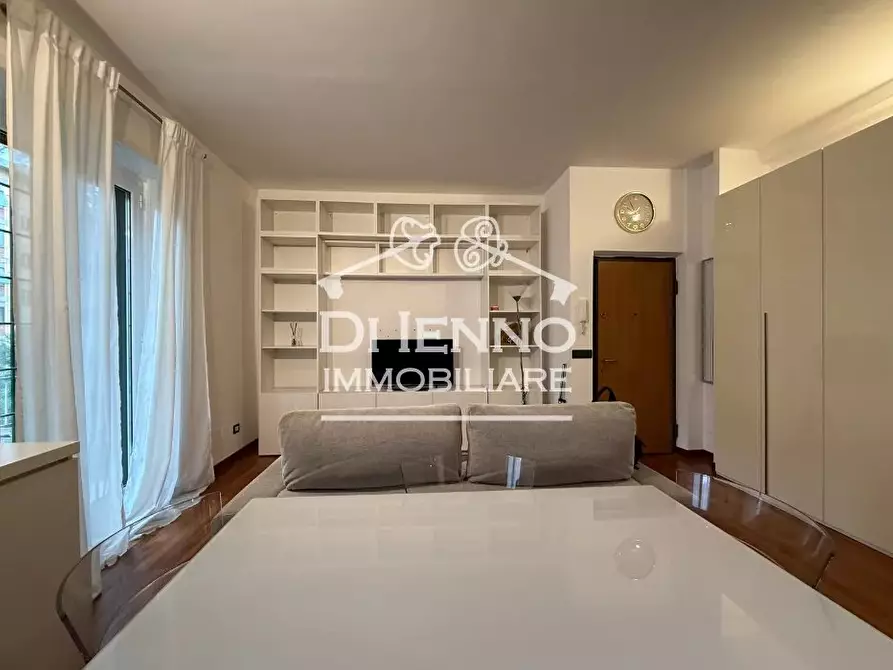 Immagine 4 di Casa trifamiliare in affitto  a Roma