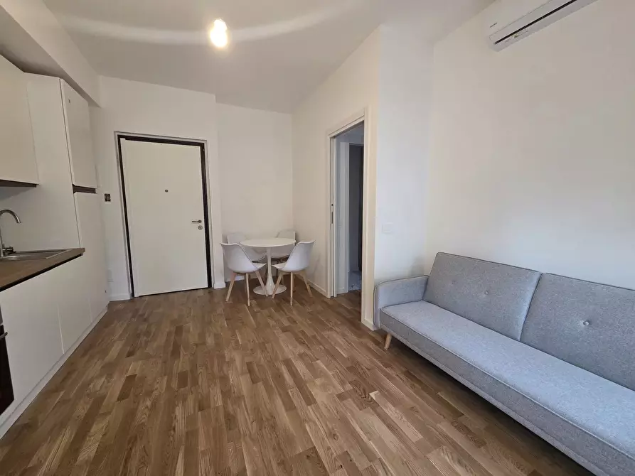 Immagine 7 di Casa trifamiliare in affitto  in Viale Famagosta, 30 a Milano