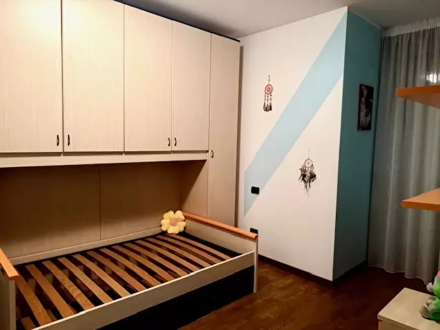 Immagine 7 di Casa trifamiliare in vendita  a Refrontolo