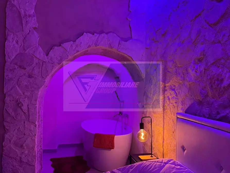 Immagine 8 di Casa trifamiliare in vendita  in Via della Maestranza a Siracusa