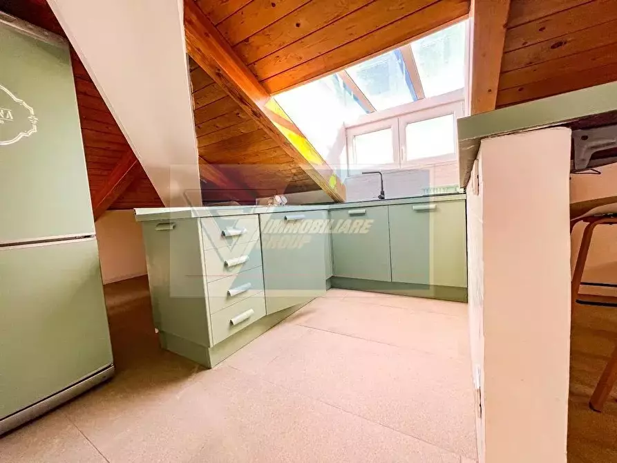 Immagine 2 di Villa in vendita  in Via Lentini, 53 a Siracusa