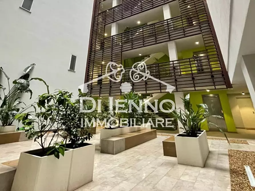 Immagine 4 di Casa trifamiliare in affitto  in Via Vitaliano Brancati a Roma