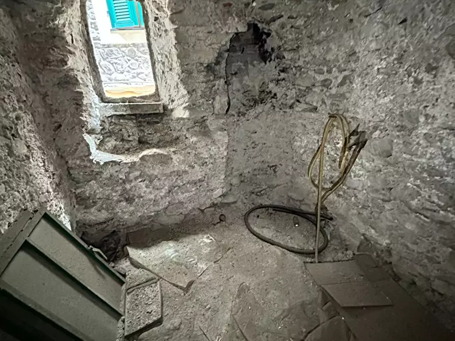 Immagine 3 di Casa trifamiliare in vendita  in Via Ruffini 14 a Apricale