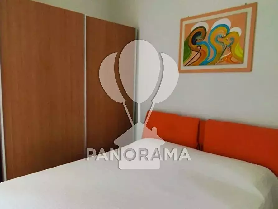 Immagine 10 di Casa trifamiliare in vendita  a Castelvetrano