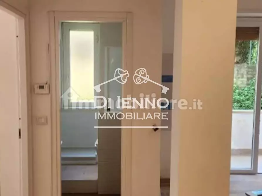 Immagine 12 di Casa trifamiliare in vendita  in Via Cassia a Roma