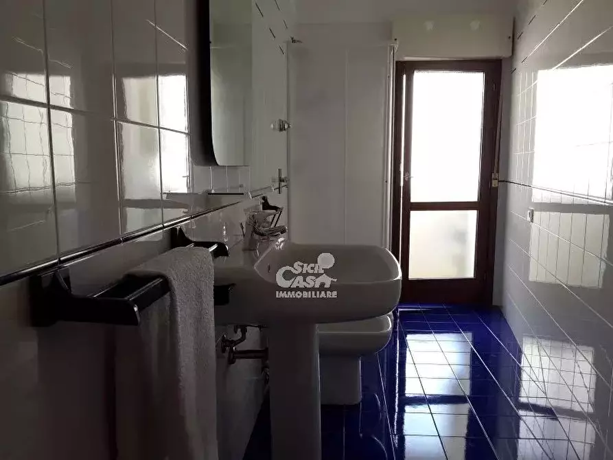 Immagine 10 di Casa trifamiliare in affitto  a Marsala