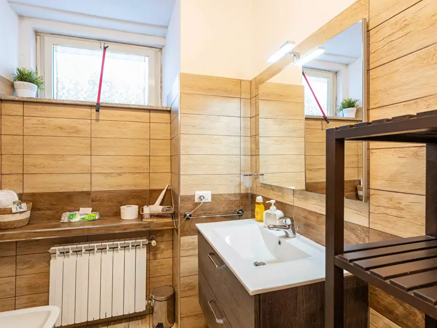 Immagine 38 di Casa trifamiliare in vendita  in Piazza Antonio Mancini, 4 a Roma