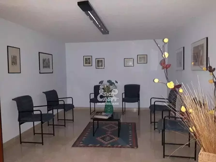 Immagine 4 di Castello in vendita  a Marsala