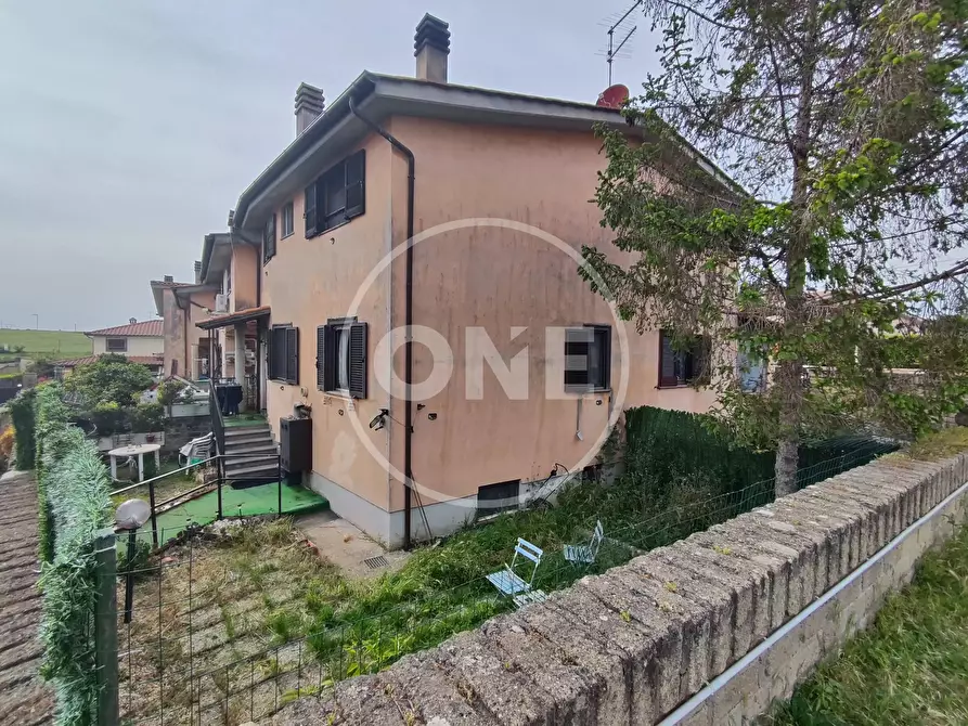 Immagine 1 di Terreno edificabile in vendita  in Via Grotte Di Postumia a Anguillara Sabazia