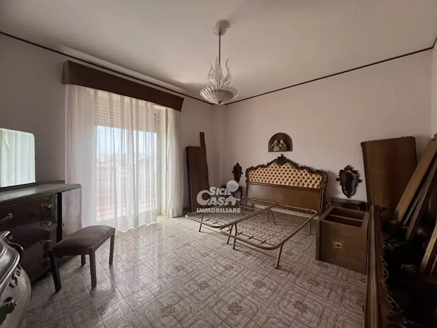 Immagine 4 di Casa trifamiliare in vendita  a Marsala