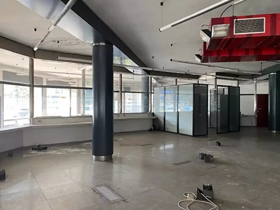 Immagine 30 di Attico in vendita  a Bernate Ticino
