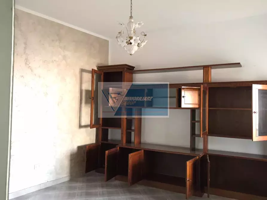 Immagine 4 di Casa trifamiliare in vendita  in Via Cimarosa a Avola