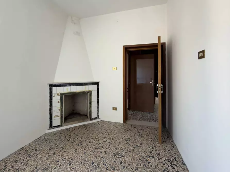Immagine 55 di Monolocale in vendita  in Via Cavour, 20 a Aggius