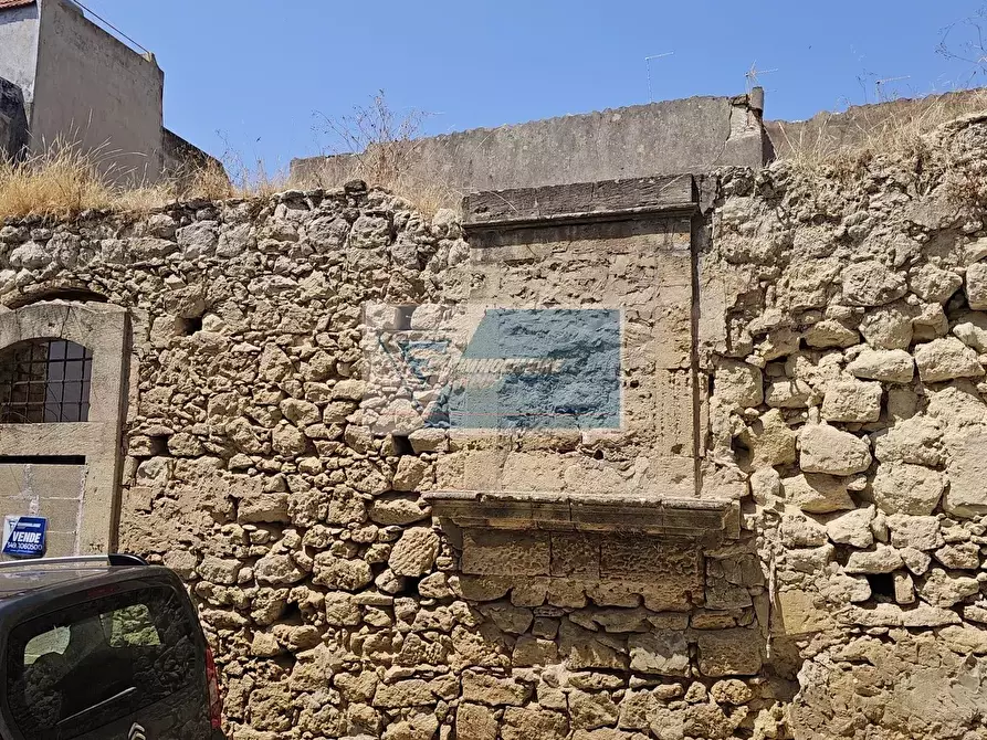 Immagine 2 di Casa trifamiliare in vendita  a Pachino