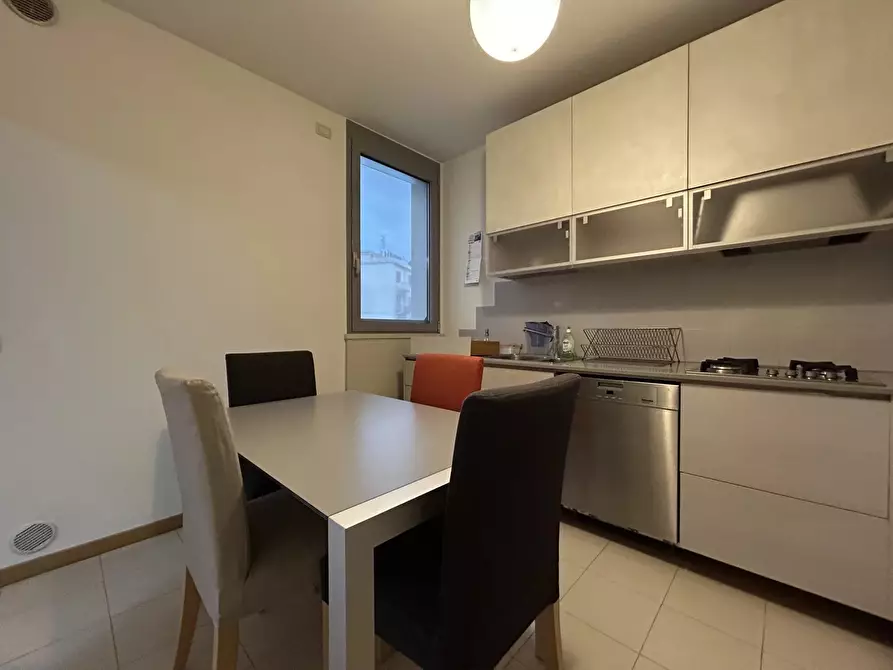 Immagine 4 di Casa trifamiliare in vendita  a Conegliano