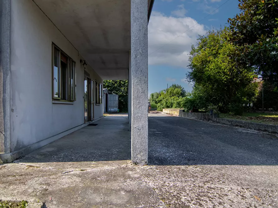 Immagine 9 di Casa trifamiliare in vendita  a Albignasego
