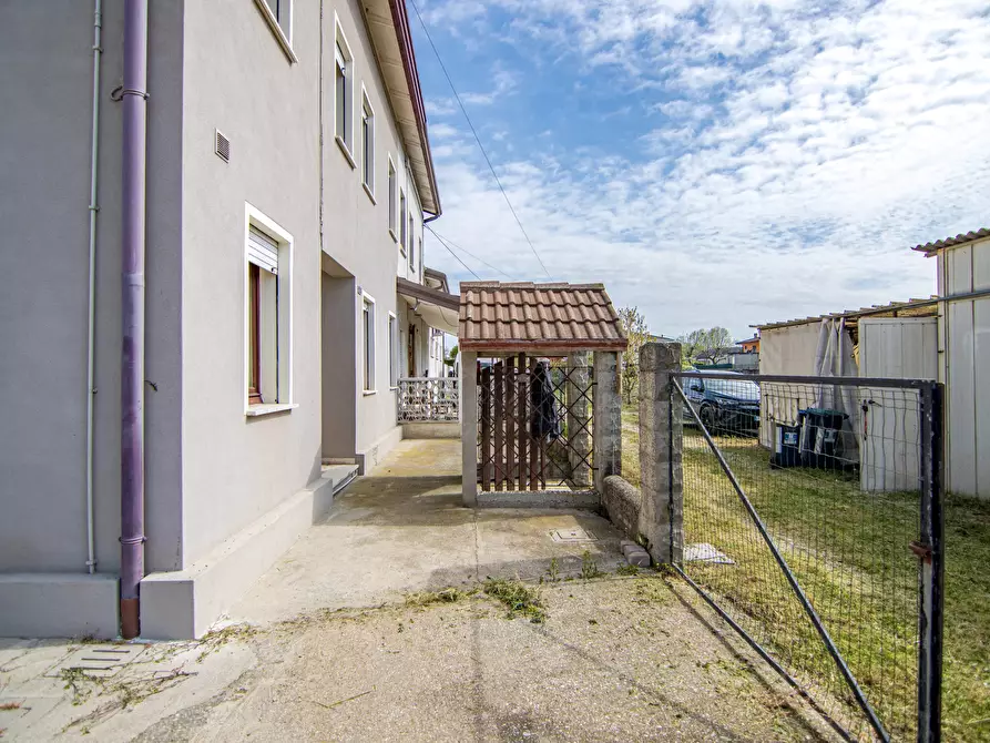 Immagine 7 di Terreno edificabile in vendita  a Campagna Lupia