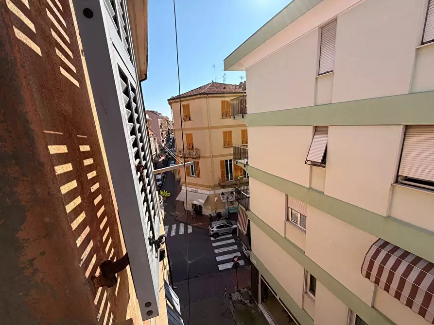 Immagine 7 di Casa trifamiliare in vendita  a Ventimiglia