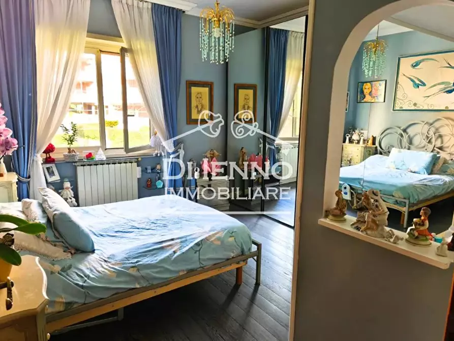 Immagine 19 di Casa trifamiliare in vendita  in Via Campodimele, 75 a Roma