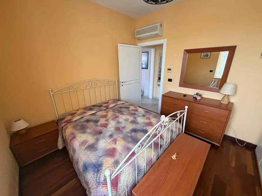 Immagine 11 di Casa trifamiliare in vendita  in Corso Genova, 86 a Ventimiglia