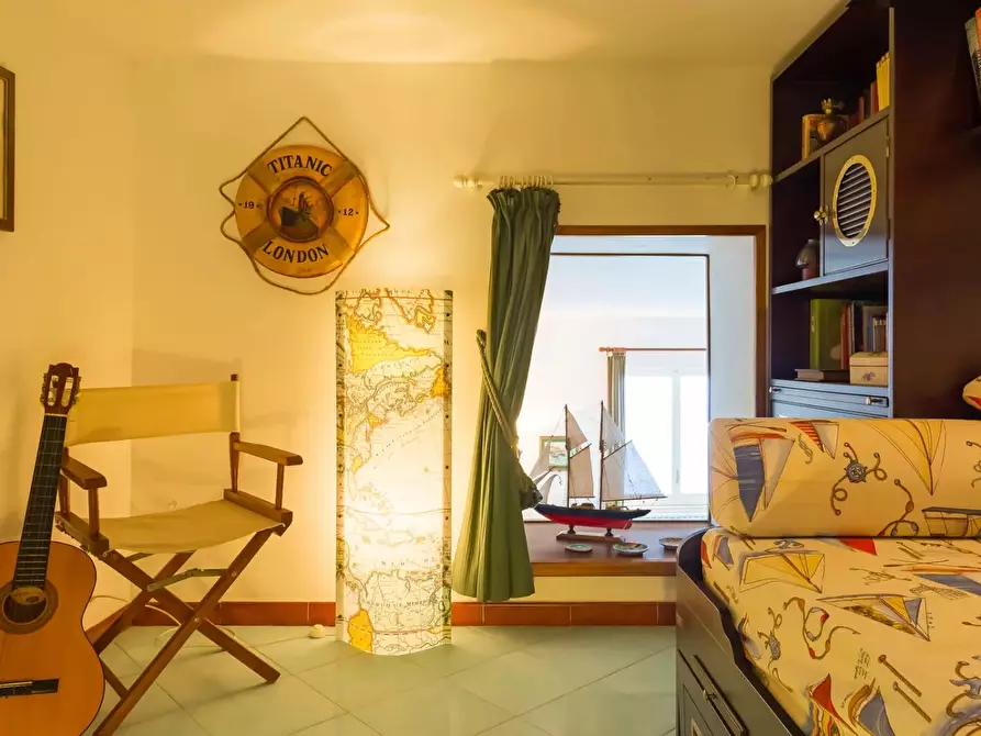 Immagine 18 di Casa trifamiliare in vendita  in via Eddomade, 39. a Casamicciola Terme