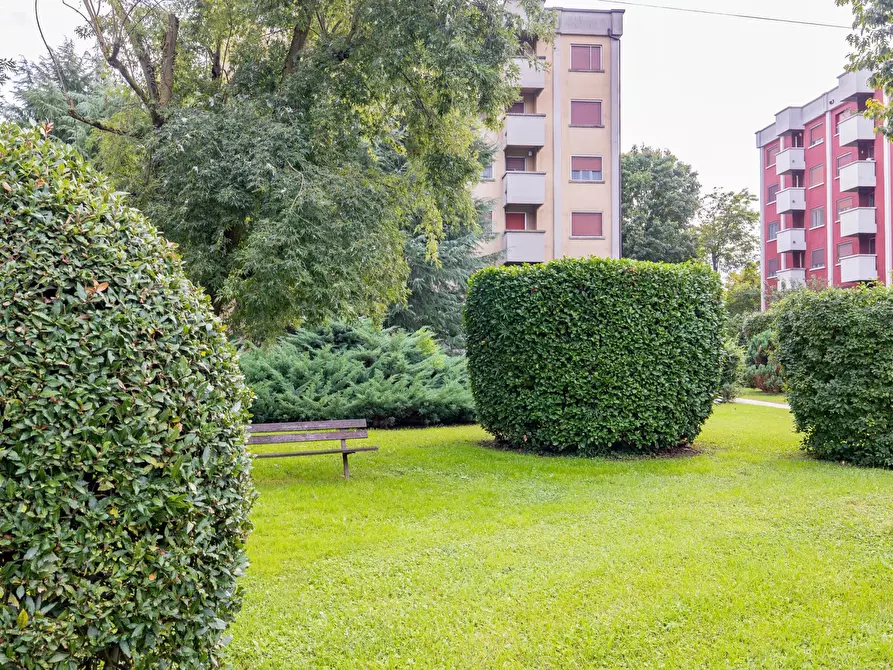 Immagine 15 di Casa trifamiliare in affitto  in Via Fratelli Baggi, 15 a Lodi