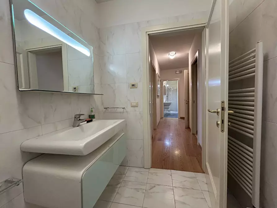 Immagine 24 di Casa trifamiliare in vendita  a Conegliano