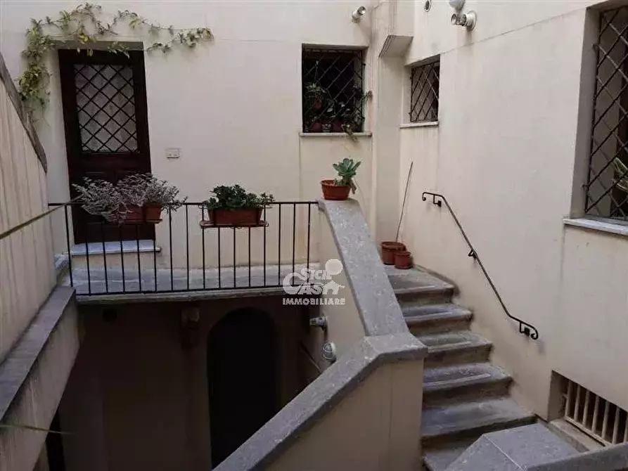 Immagine 8 di Casa trifamiliare in affitto  a Marsala