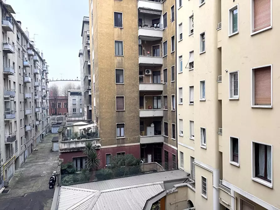 Immagine 30 di Casa trifamiliare in vendita  in Via Saverio Mercadante, 7 a Milano