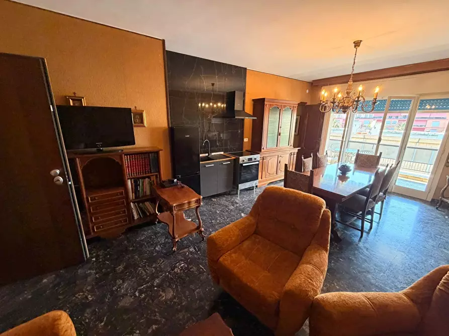Immagine 5 di Casa trifamiliare in affitto  in Via Ruffini, 11 a Ventimiglia
