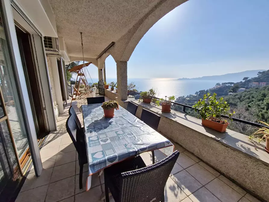 Immagine 13 di Casa trifamiliare in vendita  in Sant'Andrea di Rovereto a Chiavari