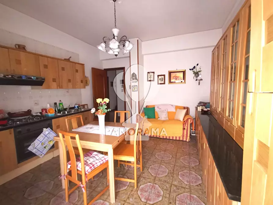 Immagine 14 di Casa trifamiliare in vendita  in Via Benvenuto Cellini, 9 a Partinico