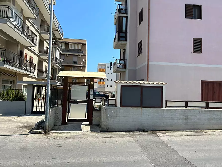 Immagine 1 di Casa trifamiliare in vendita  a Siracusa