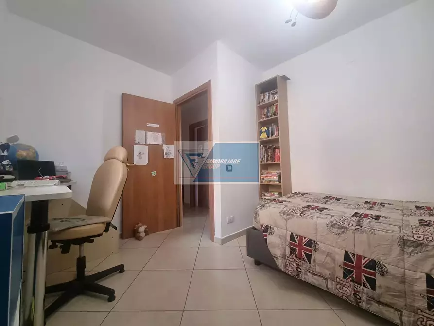 Immagine 12 di Casa trifamiliare in vendita  in Piazza Carlo Cavarra, 10 a Buccheri