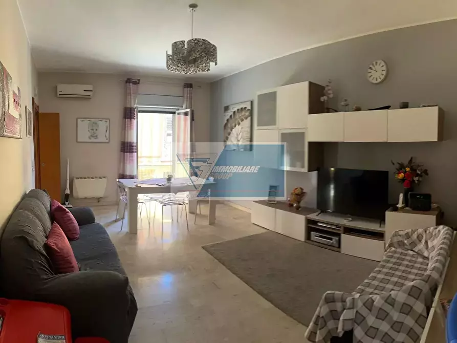 Immagine 5 di Casa trifamiliare in vendita  a Buccheri