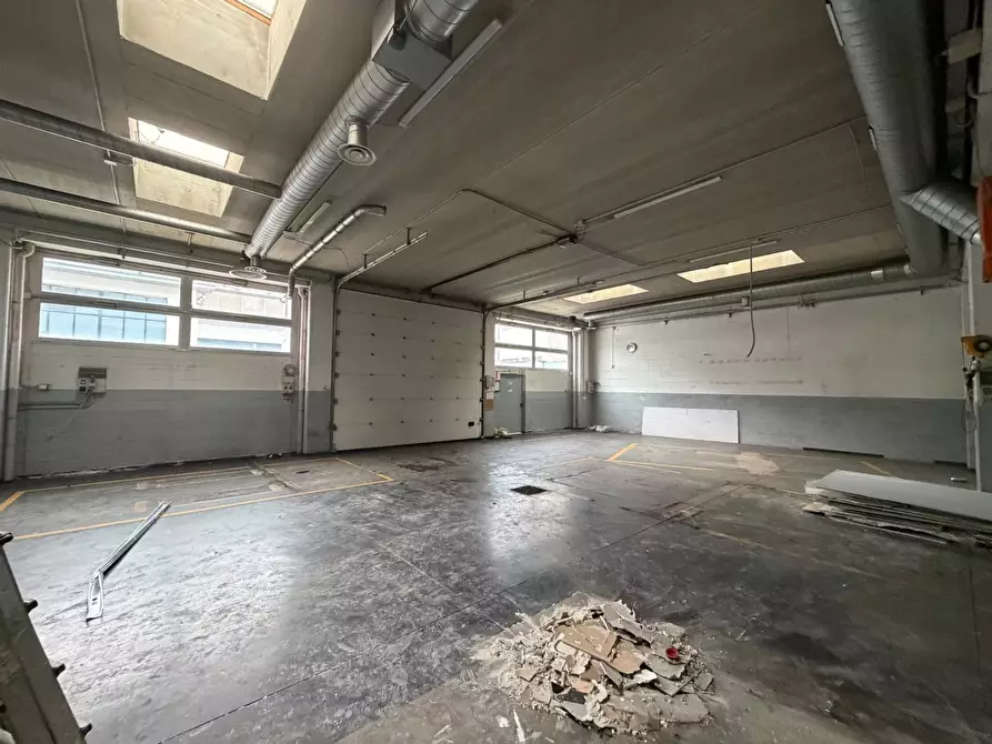 Immagine 11 di Casa bifamiliare in vendita  a Milano